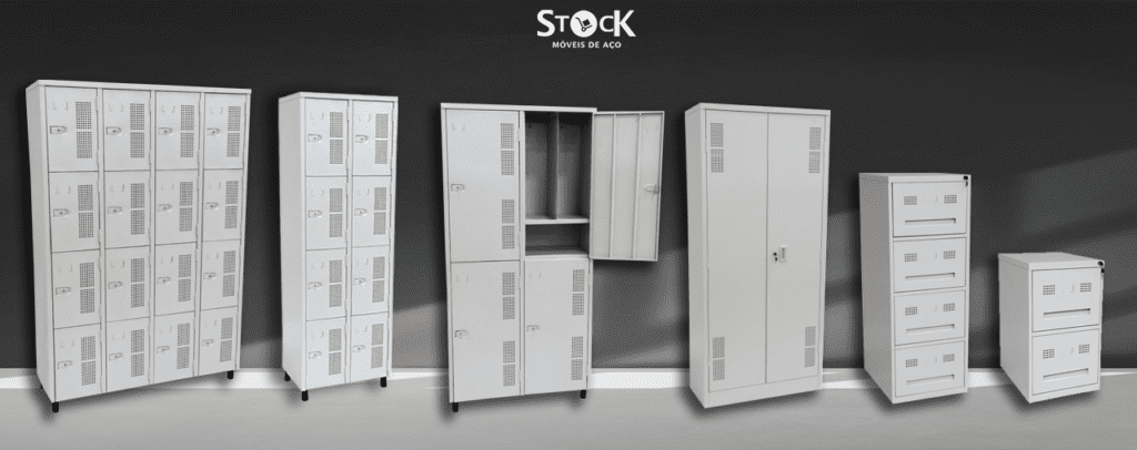 roupeiros em sequência